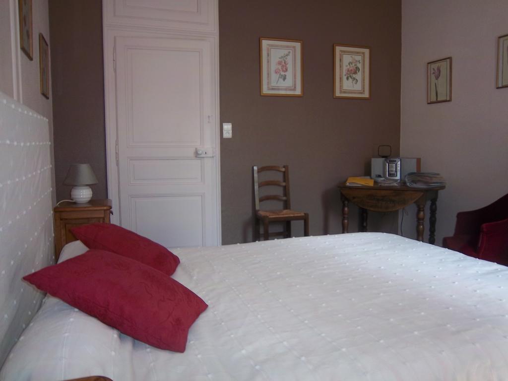 Appartement Le Relais De Marbot à Bar-le-Duc Chambre photo